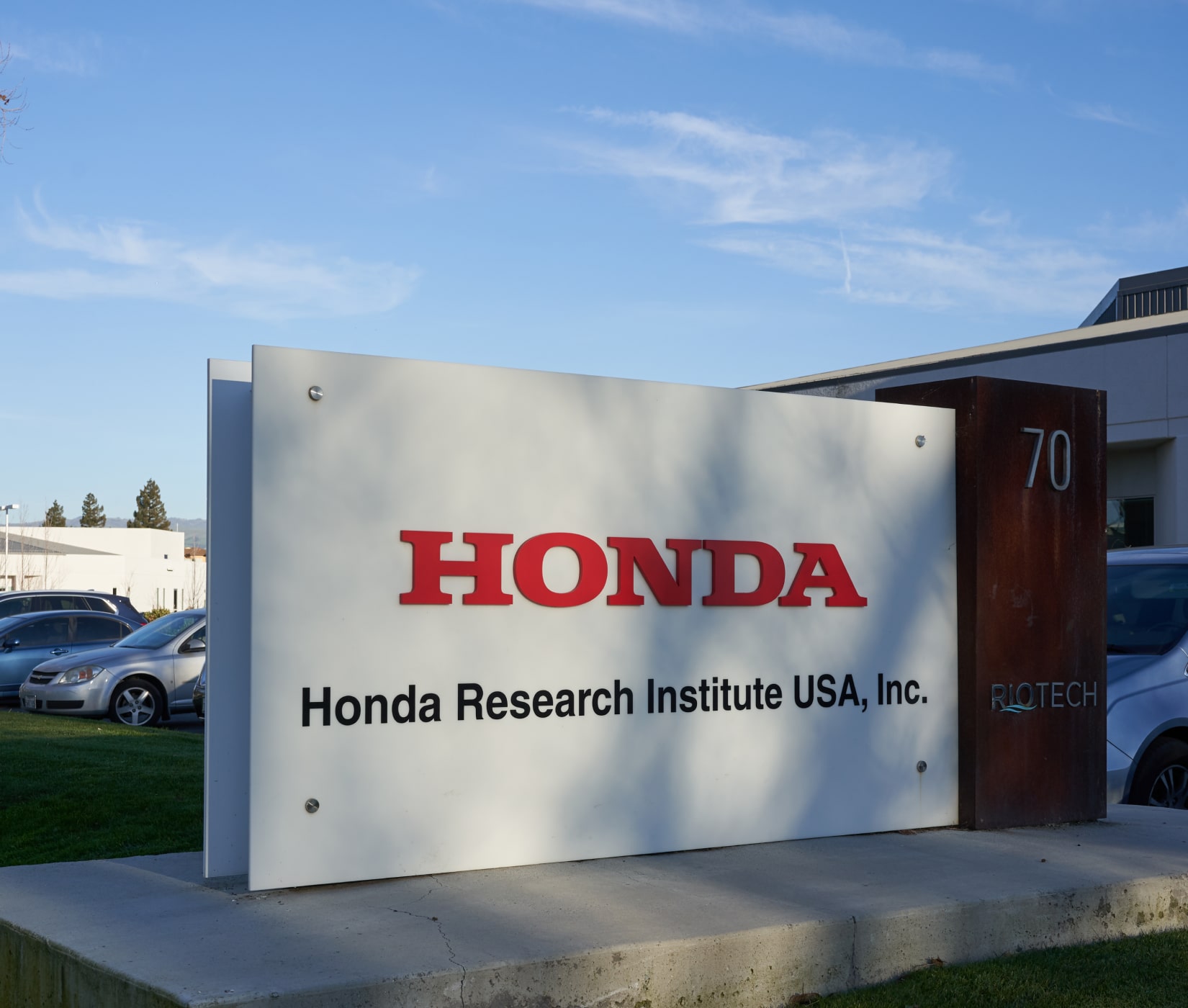About Hri Honda Research Institute Usa